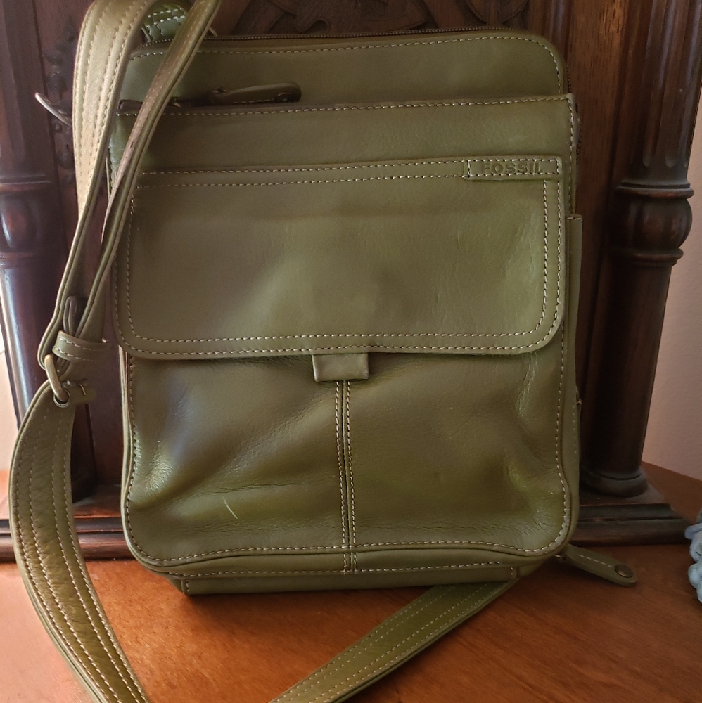 Fossil crossbody bag